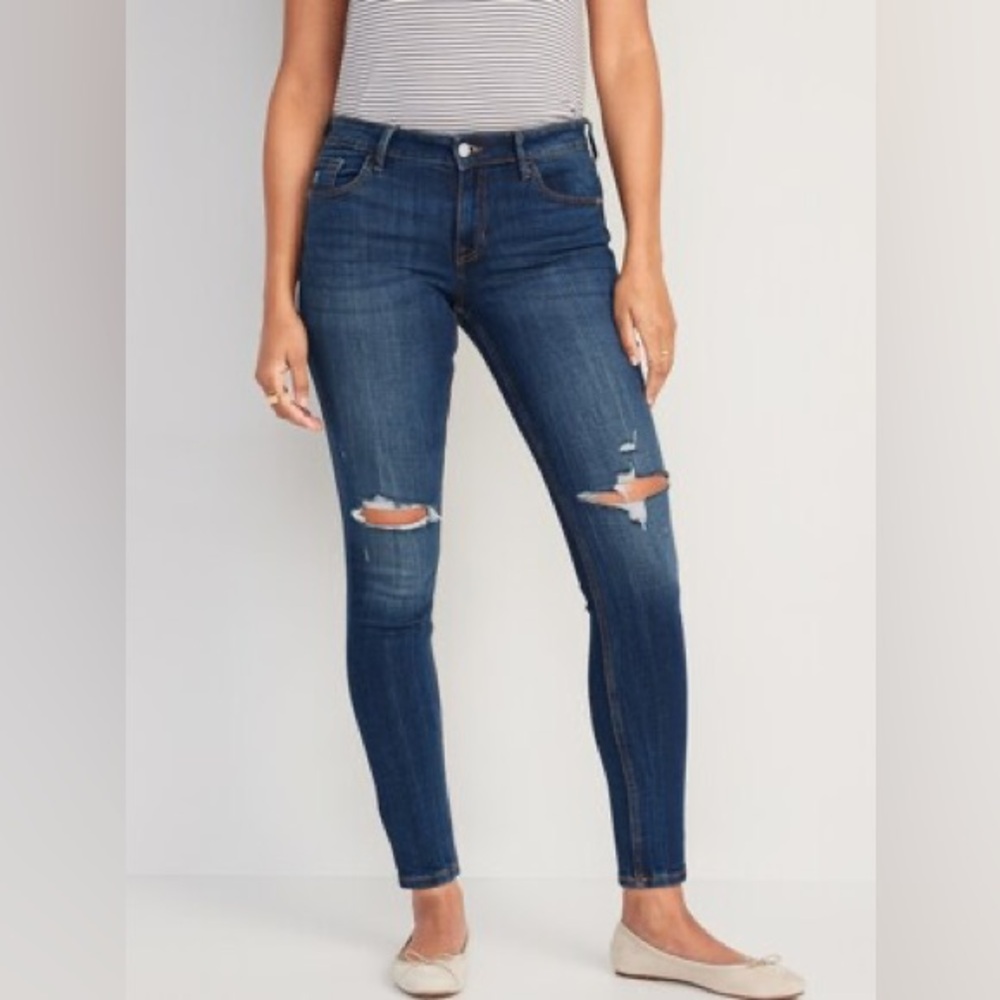 3/$50 Old Navy Rockstar Super Skinny Jeans *3/$50 PLUS REDUCED SHIPPING*